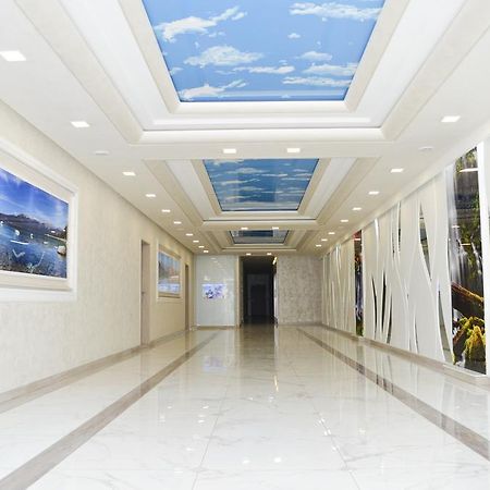 Bhoeme Apartament Oradea Luaran gambar