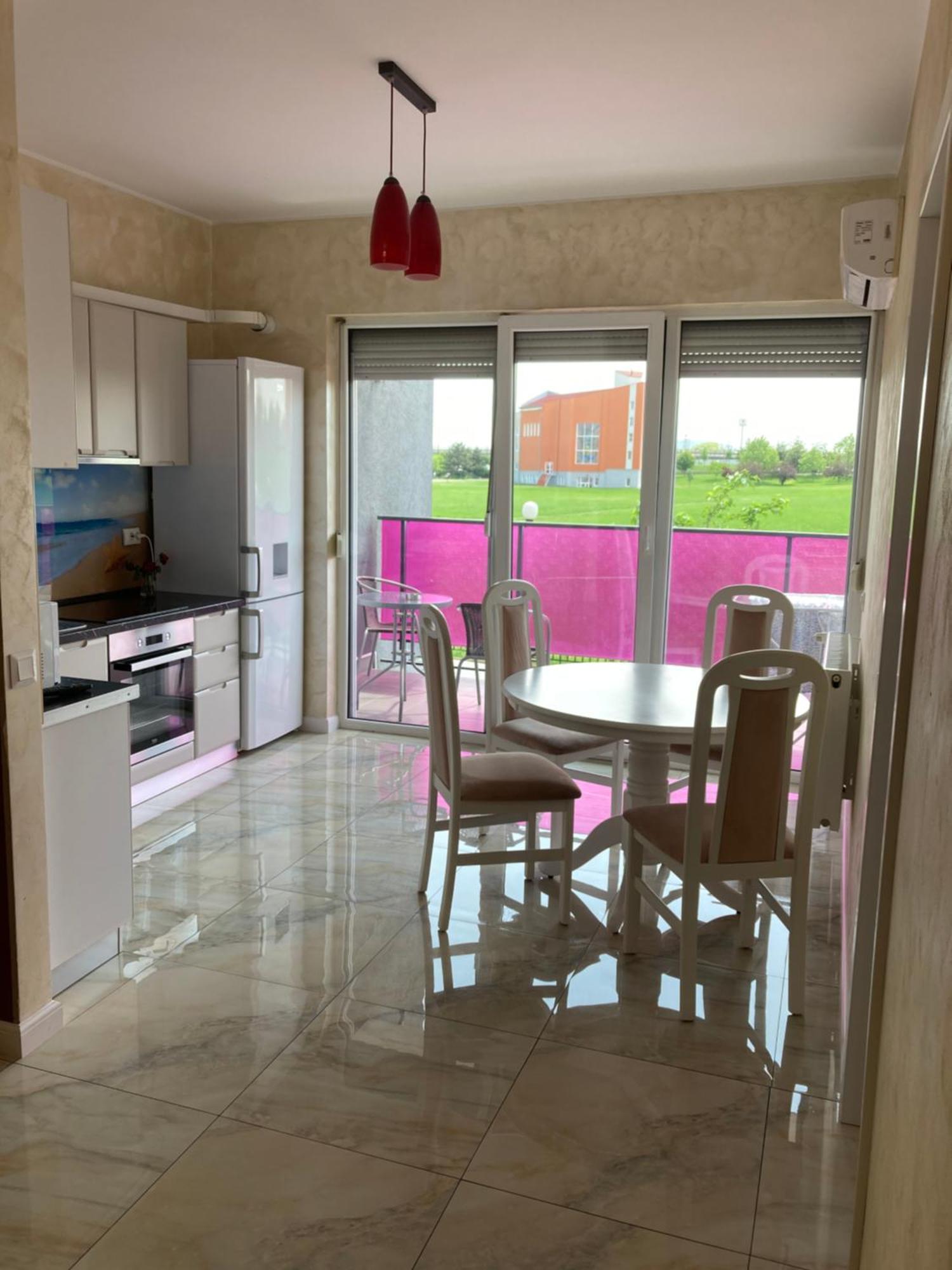 Bhoeme Apartament Oradea Luaran gambar