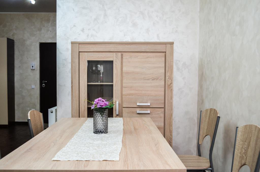 Bhoeme Apartament Oradea Luaran gambar